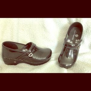 Koi Sanita clogs 40 Black Sparkle 👩🏼‍⚕️💕